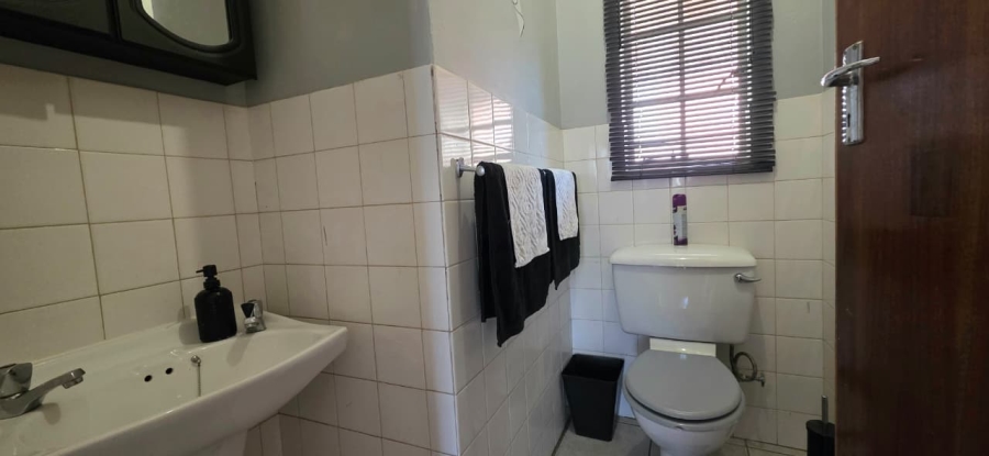 3 Bedroom Property for Sale in Naudeville Free State